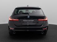 Foto Nummer 8: BMW 330i